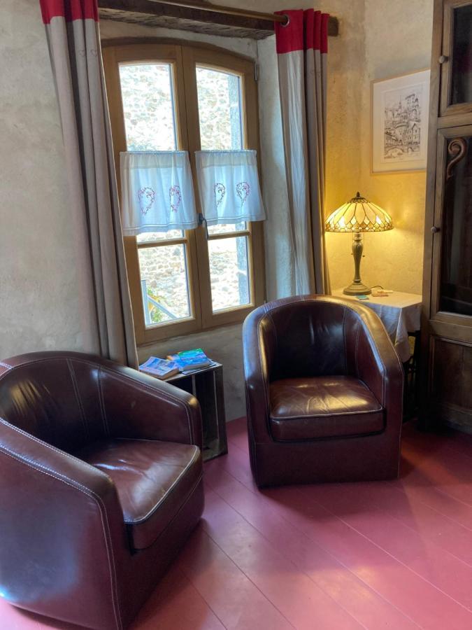 La Cour Secrete Apartment Dinan Exterior photo